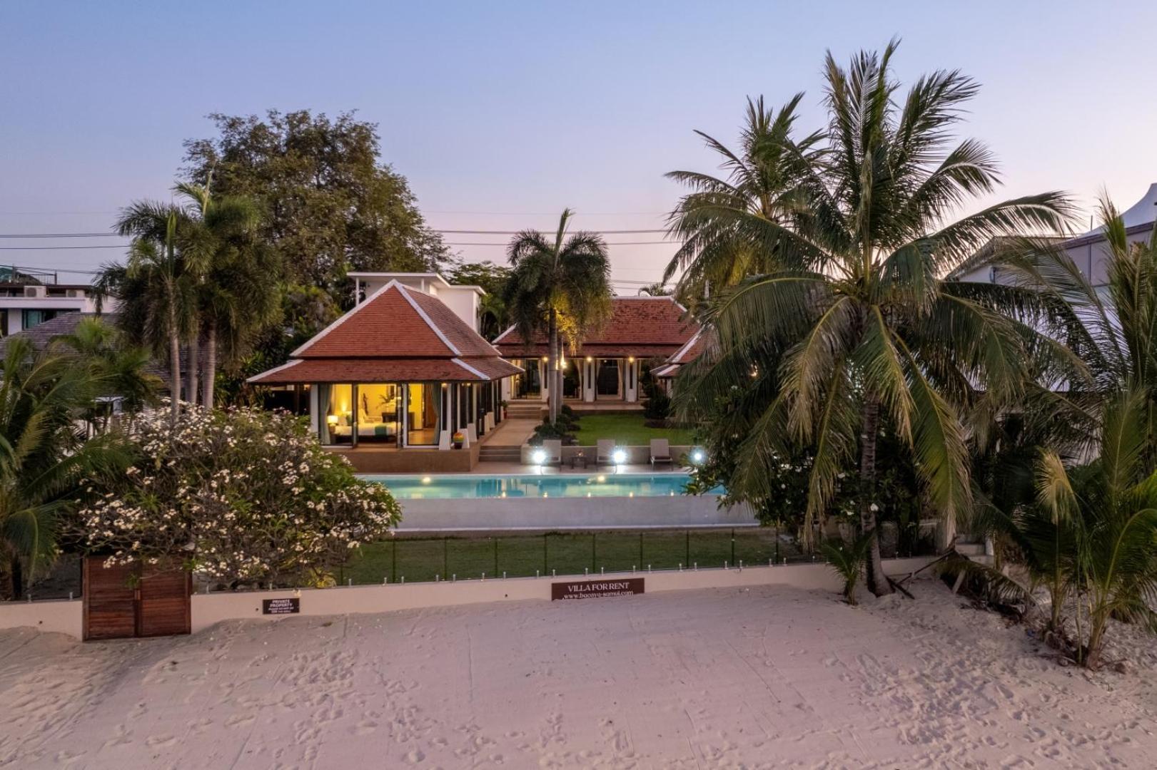 Bacaya Beachfront Villa Bang Rak Beach  Exterior foto