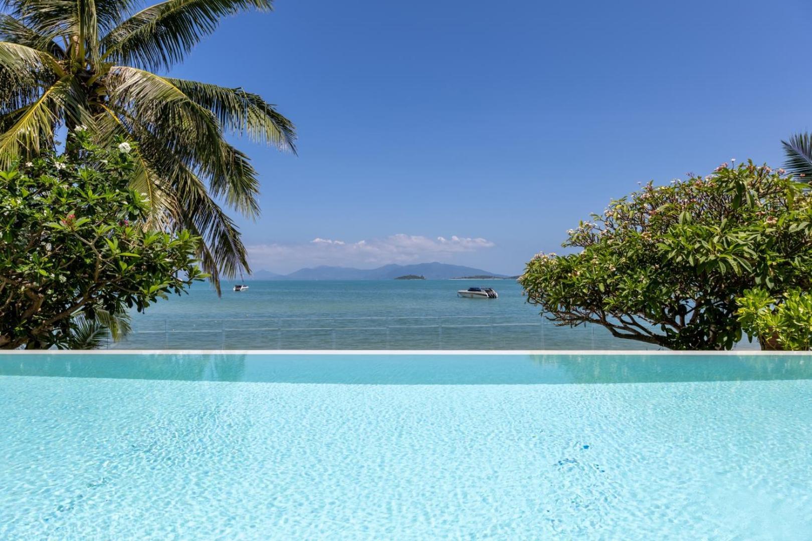Bacaya Beachfront Villa Bang Rak Beach  Exterior foto