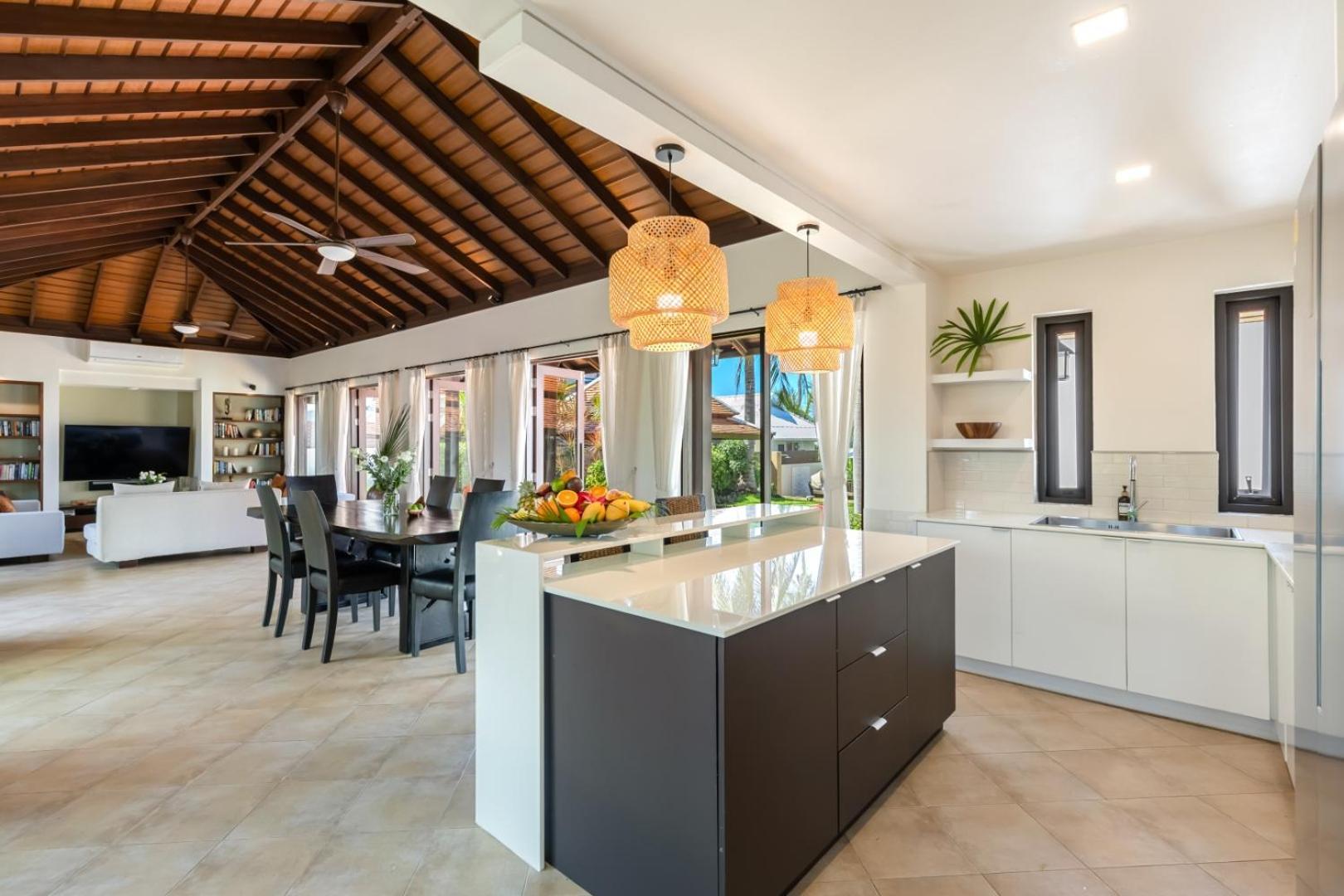 Bacaya Beachfront Villa Bang Rak Beach  Exterior foto